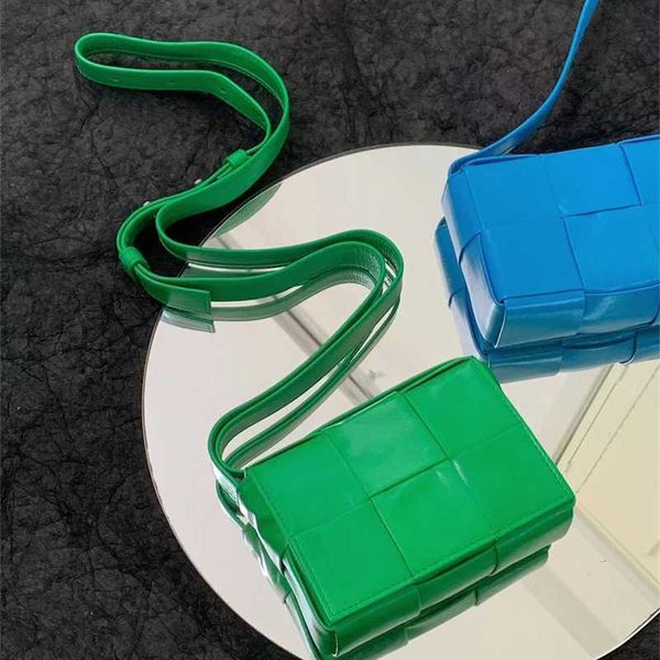tote bottegas bag mini cassette oil wax leather three grid crossbody venetas handbags zc
tote bottegas bag mini cassette oil wax leather three grid crossbody venetas handbags zc