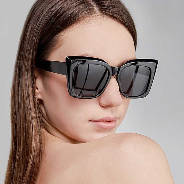 2022 new large frame cat's eye sunglasses personalized fashion sunglasses fashion street shooting glasses women, White;black
2022 new large frame cat's eye sunglasses personalized fashion sunglasses fashion street shooting glasses women, White;black