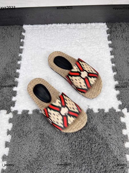 designer slides kids sandals letter flower print baby slippers size 26-35 summer child shoes box packaging june25, Black;grey
designer slides kids sandals letter flower print baby slippers size 26-35 summer child shoes box packaging june25, Black;grey