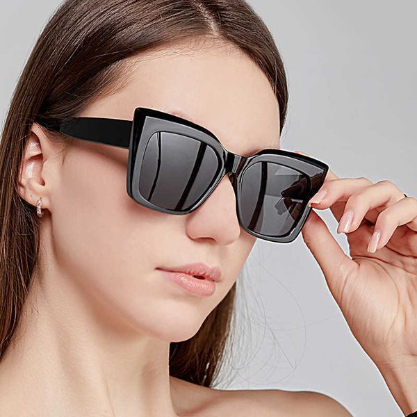 2022 new large frame cat's eye personalized box sunglasses fashion sunglasses trend, White;black
2022 new large frame cat's eye personalized box sunglasses fashion sunglasses trend, White;black