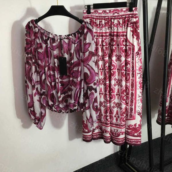 23ss skirt set womens designer clothing vintage print line neck chiffon long-sleeved mid-length high-waisted pleated skirt sets womens cloth, White
23ss skirt set womens designer clothing vintage print line neck chiffon long-sleeved mid-length high-waisted pleated skirt sets womens cloth, White
