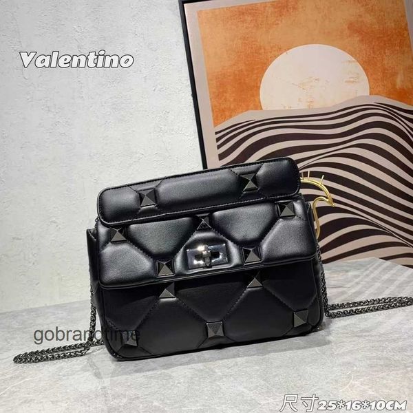handbag rivet designer women bags fashion classic punk valentino portable shoulder crossbody new chain 3 mlvo
handbag rivet designer women bags fashion classic punk valentino portable shoulder crossbody new chain 3 mlvo
