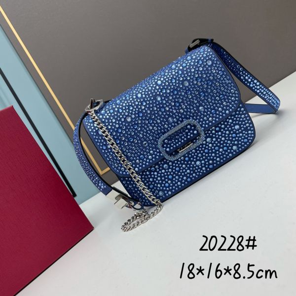ladies designer chain bag luxury shoulder bag leather rhinestone loco handbag fashion crossbody bag camera bag new 2023
ladies designer chain bag luxury shoulder bag leather rhinestone loco handbag fashion crossbody bag camera bag new 2023
