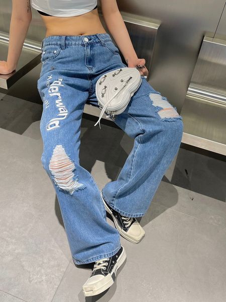 aw wang fashion classic trendy luxury designer women heavy industry needle embroidery letter perforate jeans vintage street style denim fash, Blue
aw wang fashion classic trendy luxury designer women heavy industry needle embroidery letter perforate jeans vintage street style denim fash, Blue