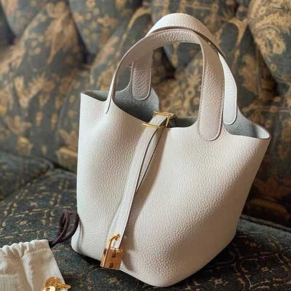 wholesale designer h ormes totes handbags genuine leather vegetable basket bag water bucket handbag springsummer 2023 large capacity trendy
wholesale designer h ormes totes handbags genuine leather vegetable basket bag water bucket handbag springsummer 2023 large capacity trendy