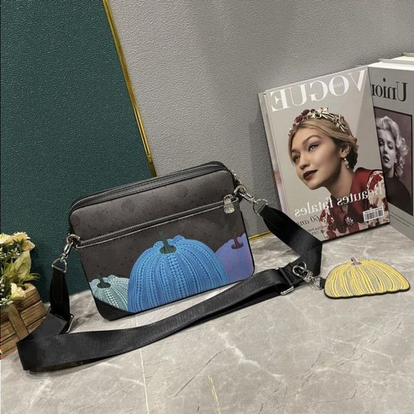 trio bags mens messenger bag yayoi kusama purs m46435 bag luxury leather floral cross-body m69443 man artist designer monograms shoulde swwr
trio bags mens messenger bag yayoi kusama purs m46435 bag luxury leather floral cross-body m69443 man artist designer monograms shoulde swwr