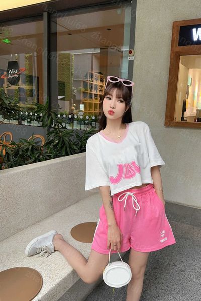 23ss casual suit women shorts sets womens designer clothing letter ribbon splicing v-neck logo printed short-sleeved t-shirt elastic waist s, White
23ss casual suit women shorts sets womens designer clothing letter ribbon splicing v-neck logo printed short-sleeved t-shirt elastic waist s, White