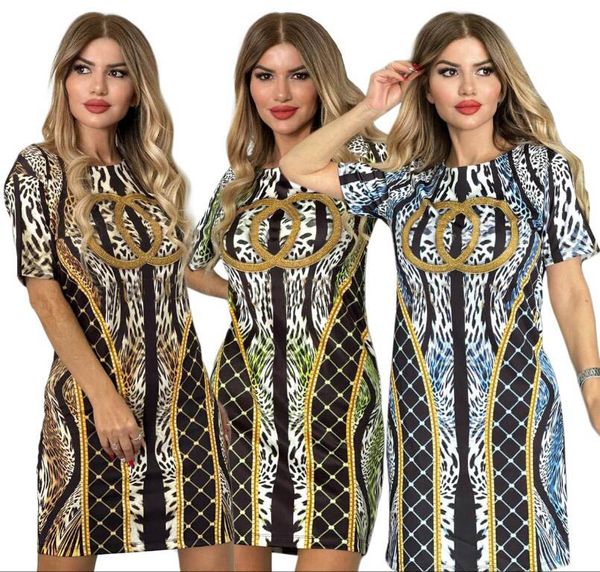 luxury women's contrast color casual dress 2023 new designer slim fit wrap hip short sleeve g diamond dresses, Black;gray
luxury women's contrast color casual dress 2023 new designer slim fit wrap hip short sleeve g diamond dresses, Black;gray