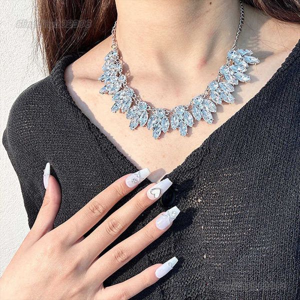 fashionable crystal necklace gold locket necklaces chains for women women's light luxury banquet wearing super sparkling accessories co, Silver
fashionable crystal necklace gold locket necklaces chains for women women's light luxury banquet wearing super sparkling accessories co, Silver