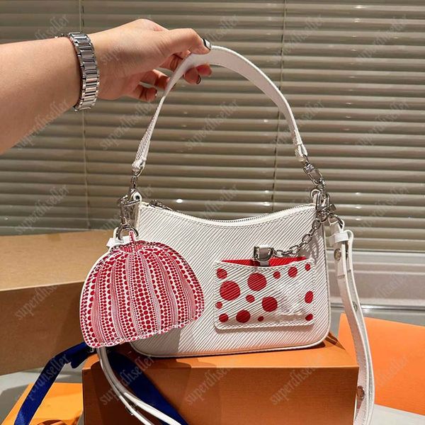 2023 shoulder bag designer bags fashion women handbags dots handbag classic card holder artwork cross body soft leather pochette lady wallet
2023 shoulder bag designer bags fashion women handbags dots handbag classic card holder artwork cross body soft leather pochette lady wallet