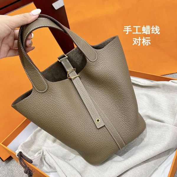 wholesale designer h ormes totes handbags high definition handmade wax thread vegetable basket bag tc layer cowhide handbag home carrying bu
wholesale designer h ormes totes handbags high definition handmade wax thread vegetable basket bag tc layer cowhide handbag home carrying bu