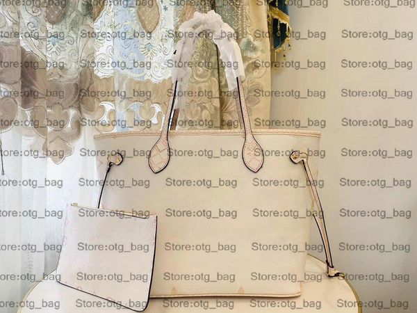 never mm bag m22975 32cm by the pool m22838 m22978 m22979 cross body on the go mm 34 handle trunk silver patent leather womens designer luxu
never mm bag m22975 32cm by the pool m22838 m22978 m22979 cross body on the go mm 34 handle trunk silver patent leather womens designer luxu