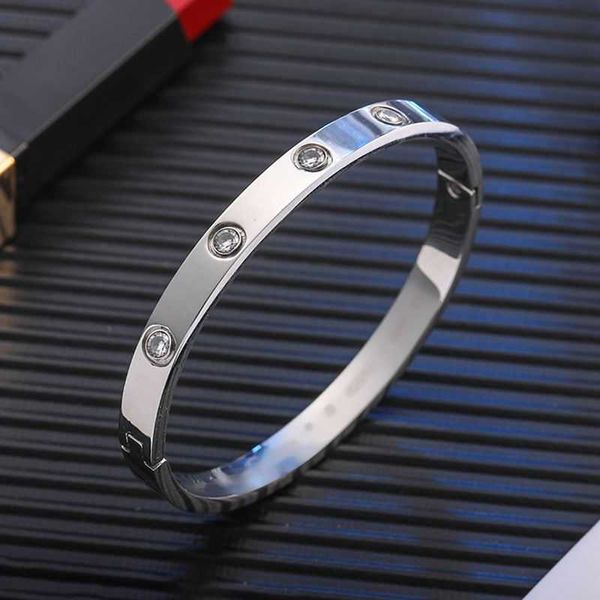 designer japan and south korea's new selling colorless titanium steel 18k bracelet with diamonds for girls small luxury temperament hig, Black
designer japan and south korea's new selling colorless titanium steel 18k bracelet with diamonds for girls small luxury temperament hig, Black
