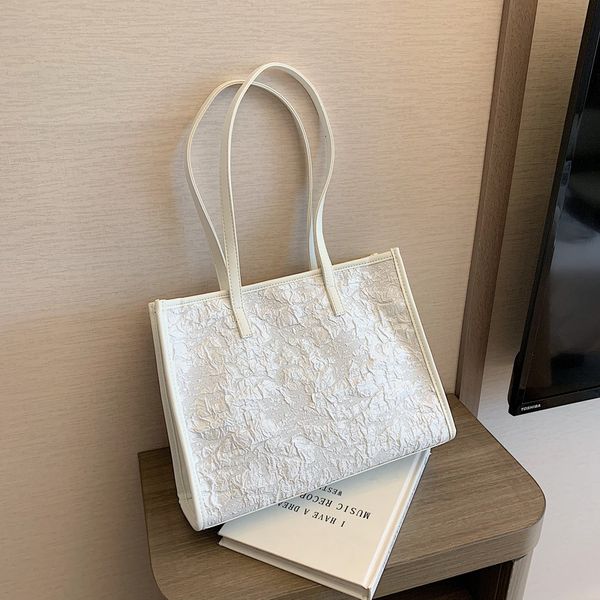 women totes large capacity bag luxury shoulder handbag bags designer ladies crossbody sac a main
women totes large capacity bag luxury shoulder handbag bags designer ladies crossbody sac a main