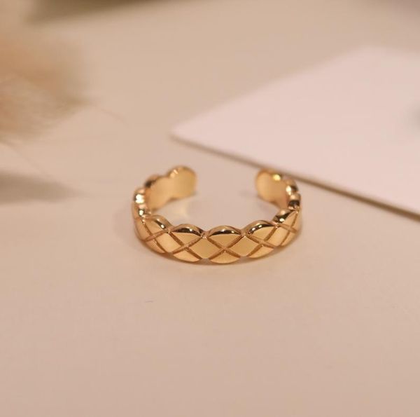 s925 silver popular fashion brand rings cross line design plaid opening rings ladies039 ball fashion celebrity su9718818
s925 silver popular fashion brand rings cross line design plaid opening rings ladies039 ball fashion celebrity su9718818