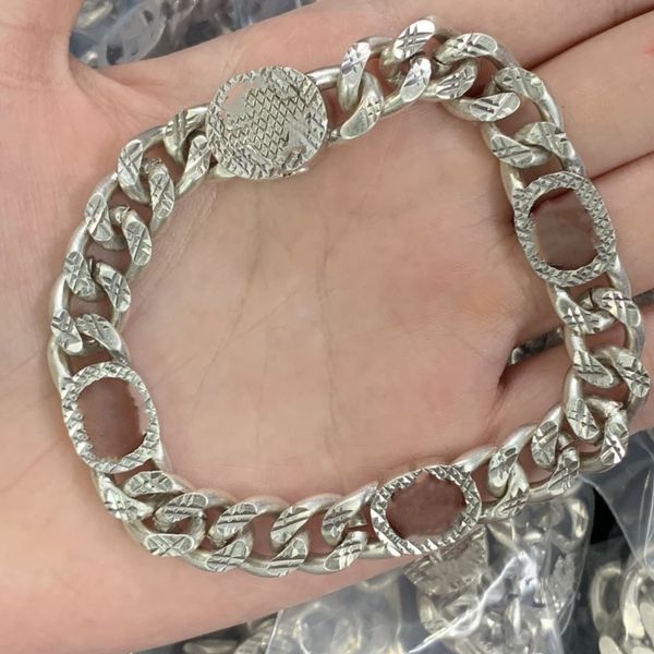 classic delicate fashion designer bracelet cuff bangle men women ggity cjewelry women hip-hop ggs bracelets kgs3c, Golden;silver
classic delicate fashion designer bracelet cuff bangle men women ggity cjewelry women hip-hop ggs bracelets kgs3c, Golden;silver