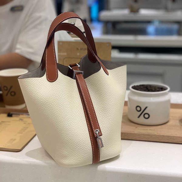 wholesale designer h ormes totes handbags bychanceshop 2023 new color combination skin vegetable basket water bucket bag milk shake white wi
wholesale designer h ormes totes handbags bychanceshop 2023 new color combination skin vegetable basket water bucket bag milk shake white wi