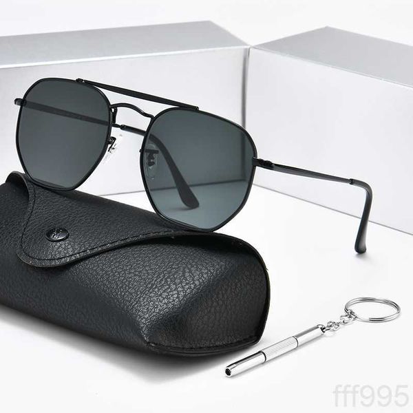 alloy women men classic vintage brand frame tempered glass sunglasses gradient lens sheep leather foot sleeve gafas de sol 3648, White;black
alloy women men classic vintage brand frame tempered glass sunglasses gradient lens sheep leather foot sleeve gafas de sol 3648, White;black