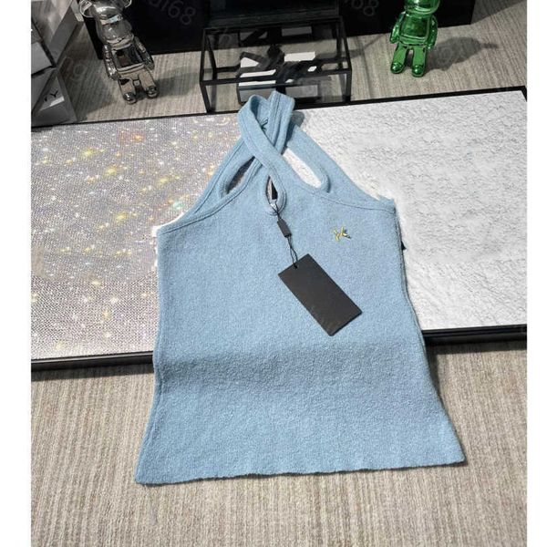 23ss womens knits womens designer clothing solid colored spring summer crossover with small detachable brooches womens clothes a1, White
23ss womens knits womens designer clothing solid colored spring summer crossover with small detachable brooches womens clothes a1, White