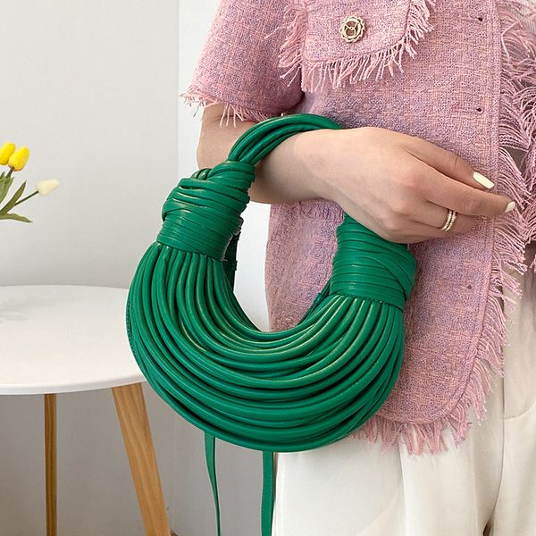 women's shoulder bag hand-woven underarm bags pu leather women lightweight simple small handbags purse
women's shoulder bag hand-woven underarm bags pu leather women lightweight simple small handbags purse