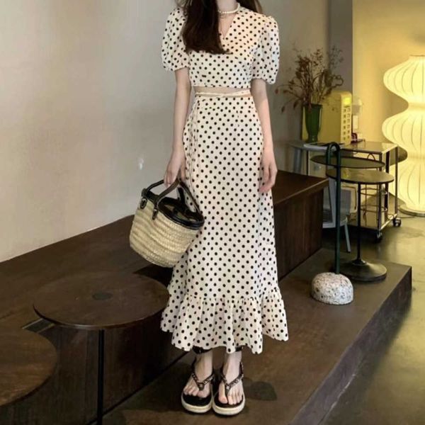 2023 summer new network red french polka dot fashion casual women dress fashions bubble sleeve half skirt set dresses woman, Black;gray
2023 summer new network red french polka dot fashion casual women dress fashions bubble sleeve half skirt set dresses woman, Black;gray