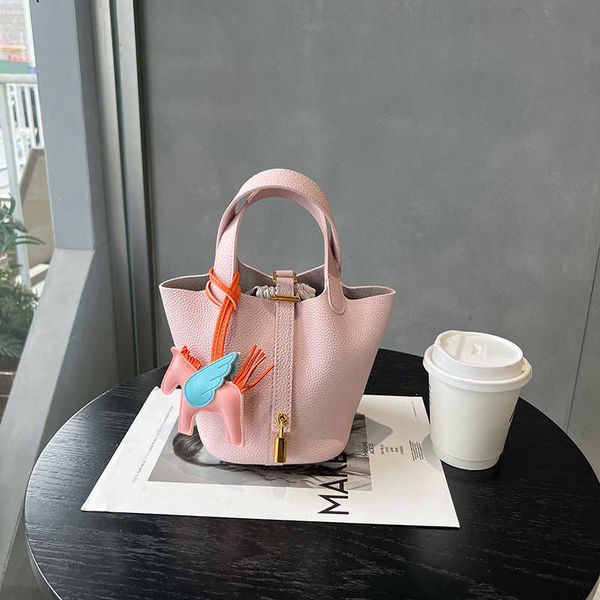 wholesale designer h ormes totes handbags fantasy purple mini vegetable basket bag genuine leather water bucket head layer cowhide handbag f
wholesale designer h ormes totes handbags fantasy purple mini vegetable basket bag genuine leather water bucket head layer cowhide handbag f