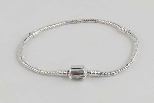 factory wholesale 925 silver bracelets 3mm chain fit charms bead bracelet jewelry making gift 15-23cm3349749, Black
factory wholesale 925 silver bracelets 3mm chain fit charms bead bracelet jewelry making gift 15-23cm3349749, Black