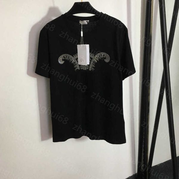 23ss womens designer clothing tee womens t-shirt round neck pure cotton letter big logo drill short-sleeved t-shirt womens clothes a1, White 
23ss womens designer clothing tee womens t-shirt round neck pure cotton letter big logo drill short-sleeved t-shirt womens clothes a1, White