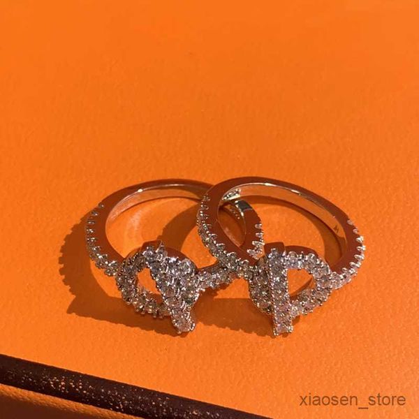 wedding rings ring designers rings luxury women rings diamond design woman jewelry valentine day temperament versatile fashion style r230626, Slivery;golden
wedding rings ring designers rings luxury women rings diamond design woman jewelry valentine day temperament versatile fashion style r230626, Slivery;golden