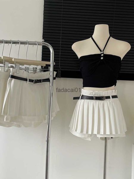 solid color women high waist with belt mini skirts 2023 spring cozy soft slim short skirts female clubwear punk streetwear style l230621, Black
solid color women high waist with belt mini skirts 2023 spring cozy soft slim short skirts female clubwear punk streetwear style l230621, Black