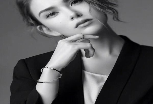 designer necklaces for women locket necklaces jewelry the new listing 2020 new fashion modern style elegant 2eb3194657, Silver
designer necklaces for women locket necklaces jewelry the new listing 2020 new fashion modern style elegant 2eb3194657, Silver