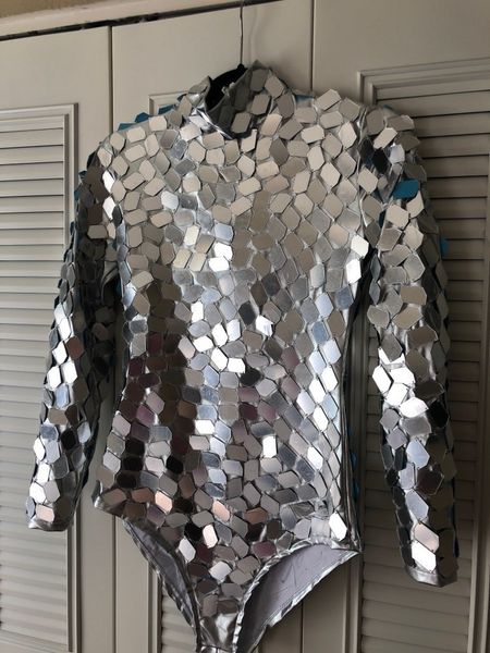 women's jumpsuits rompers silvery mirrors bodysuit female costume sparkly sequins lens skinny jumpsuit bar nightclub machine dance outf, Black;white
women's jumpsuits rompers silvery mirrors bodysuit female costume sparkly sequins lens skinny jumpsuit bar nightclub machine dance outf, Black;white