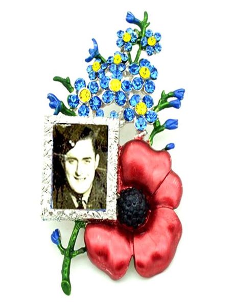 32quot rhodium silver plated rhinestone crystal diamante forget me not and red poppy flower large brooch with po frame6349713, Gray
32quot rhodium silver plated rhinestone crystal diamante forget me not and red poppy flower large brooch with po frame6349713, Gray