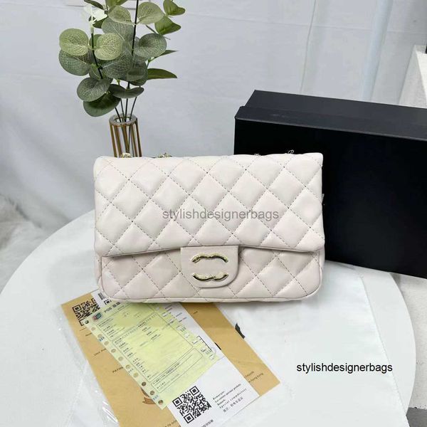 2023 new designer bags handbag totes shoulder cross body women leather classic caviar square sheepskin chains bag stylishdesignerbags 3003#
2023 new designer bags handbag totes shoulder cross body women leather classic caviar square sheepskin chains bag stylishdesignerbags 3003#