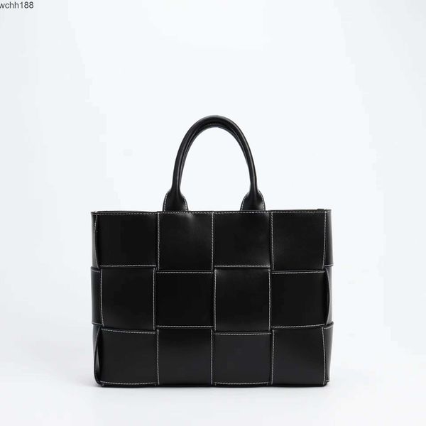 venetas handmade small designer bags cassette arco girl woven thread series bag square 2023 plaid crossbody shoulder women tote 3p24
venetas handmade small designer bags cassette arco girl woven thread series bag square 2023 plaid crossbody shoulder women tote 3p24