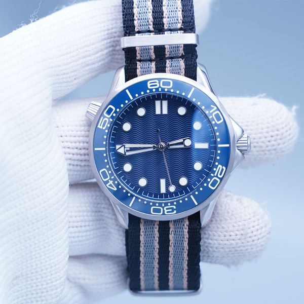 60th anniversary james bond 42mm automatic 2813 ceramic bezel mens watches watch blue dial nota band rotatable bezel and transparent case ba, Slivery;brown
60th anniversary james bond 42mm automatic 2813 ceramic bezel mens watches watch blue dial nota band rotatable bezel and transparent case ba, Slivery;brown