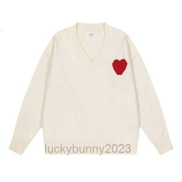 designers amis paris sweaters fashion amies de coeur embroidered a heart pattern sweater loose v-neck solid woolen 33dx7, White;black
designers amis paris sweaters fashion amies de coeur embroidered a heart pattern sweater loose v-neck solid woolen 33dx7, White;black
