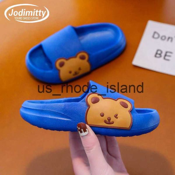 sandals new children fashion bear slippers kids 2023 summer new beach shoes boys girls baby soft sole anti-slip outdoor slippers x0626, Black;red
sandals new children fashion bear slippers kids 2023 summer new beach shoes boys girls baby soft sole anti-slip outdoor slippers x0626, Black;red