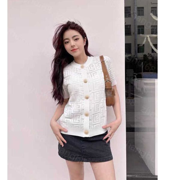 23ss womens knits womens designer clothing spring and summer new hollowed out classic logo pattern short sleeve cardigan womens clothes a1, White
23ss womens knits womens designer clothing spring and summer new hollowed out classic logo pattern short sleeve cardigan womens clothes a1, White