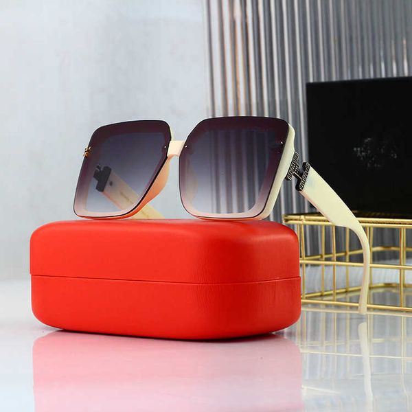 wholesale of new square sunglasses net red trend fashionable pony glasses, White;black
wholesale of new square sunglasses net red trend fashionable pony glasses, White;black
