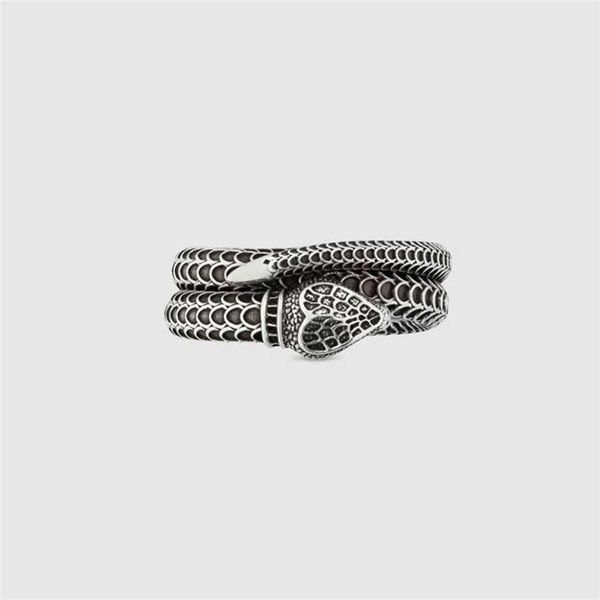 2023 gujia snake sterling silver high edition men's and women's small fashion valentine's day gift couple ring
2023 gujia snake sterling silver high edition men's and women's small fashion valentine's day gift couple ring