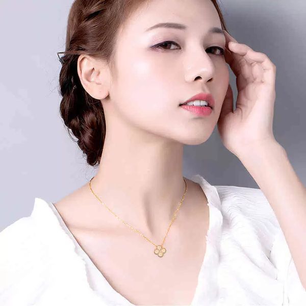 fashional new womens luxury designer necklace fashion flowers four-leaf clover cleef pendant necklace 18k gold necklaces jewelry, Silver
fashional new womens luxury designer necklace fashion flowers four-leaf clover cleef pendant necklace 18k gold necklaces jewelry, Silver
