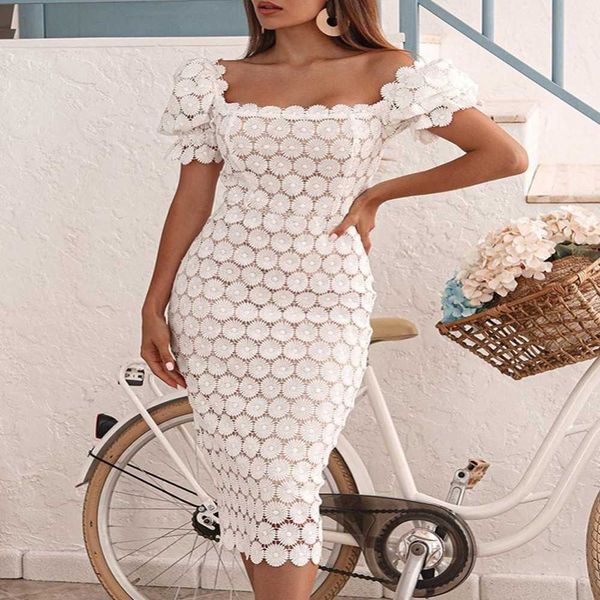 2023 new fashion lace temperament commuting skirt, three-color waist, solid color, chest wrapped middle length women dress fashions, Black;gray 
2023 new fashion lace temperament commuting skirt, three-color waist, solid color, chest wrapped middle length women dress fashions, Black;gray