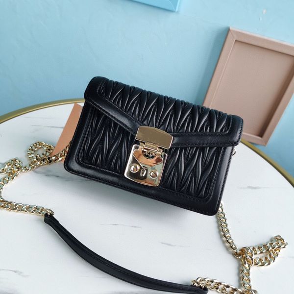 2023 new women's crossbody bag high-end quality chain sheepskin shoulder bag inside and outside all leather steel metal accessories are
2023 new women's crossbody bag high-end quality chain sheepskin shoulder bag inside and outside all leather steel metal accessories are