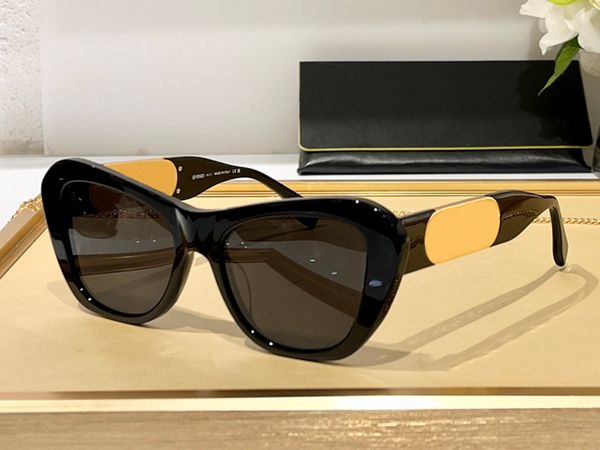 sunglasses for men and women designers summer 40064 style anti-ultraviolet retro eyewear full frame random box, White;black
sunglasses for men and women designers summer 40064 style anti-ultraviolet retro eyewear full frame random box, White;black