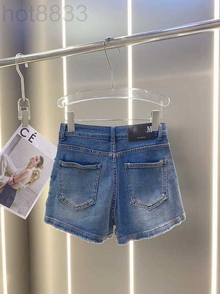 women's jeans designer summer new commuting versatile slim age reducing letter embroidered denim shorts pyow, Blue
women's jeans designer summer new commuting versatile slim age reducing letter embroidered denim shorts pyow, Blue