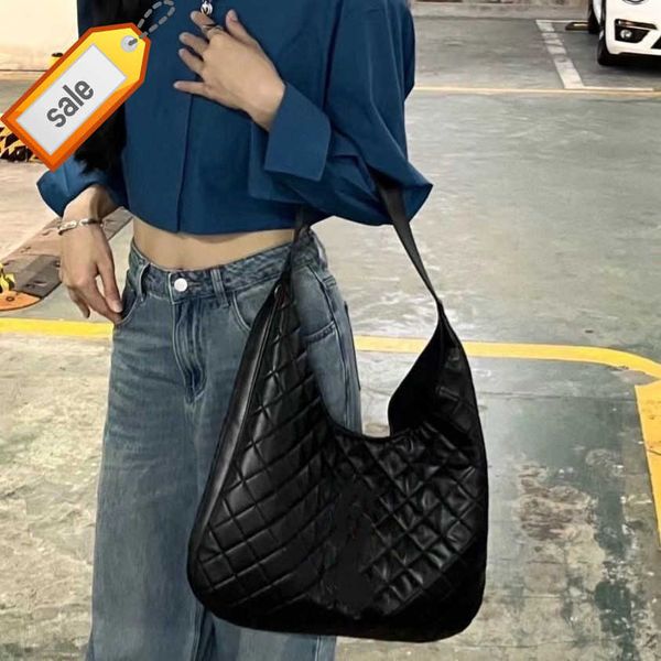 brand designer shoulder bag crossbody bags tote women leather 2023 new high beauty armpit simple fashion shoulders diamond chain bag factory
brand designer shoulder bag crossbody bags tote women leather 2023 new high beauty armpit simple fashion shoulders diamond chain bag factory