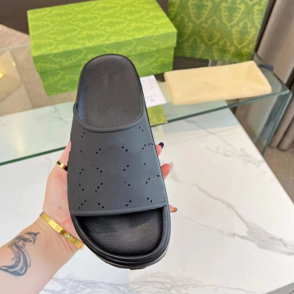 2023 classic leather ladies sandals luxury designer fashion ladies slippers rubber sole beach flip flops ym0z, Black
2023 classic leather ladies sandals luxury designer fashion ladies slippers rubber sole beach flip flops ym0z, Black