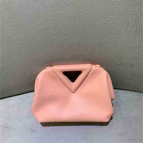 inverted designer bottegss's venets's handbags triangle portable leather clip candy cloud bag shoulder crossbody zc
inverted designer bottegss's venets's handbags triangle portable leather clip candy cloud bag shoulder crossbody zc
