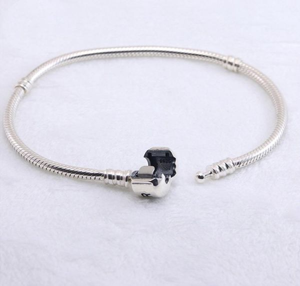 authentic 925 sterling silver bracelets chain with logo bracelet fit charms beads jewelry for women and men gift1293947, Golden;silver
authentic 925 sterling silver bracelets chain with logo bracelet fit charms beads jewelry for women and men gift1293947, Golden;silver